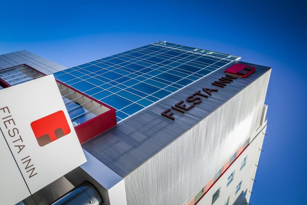 Fiesta Inn Celaya Galerias Екстериор снимка