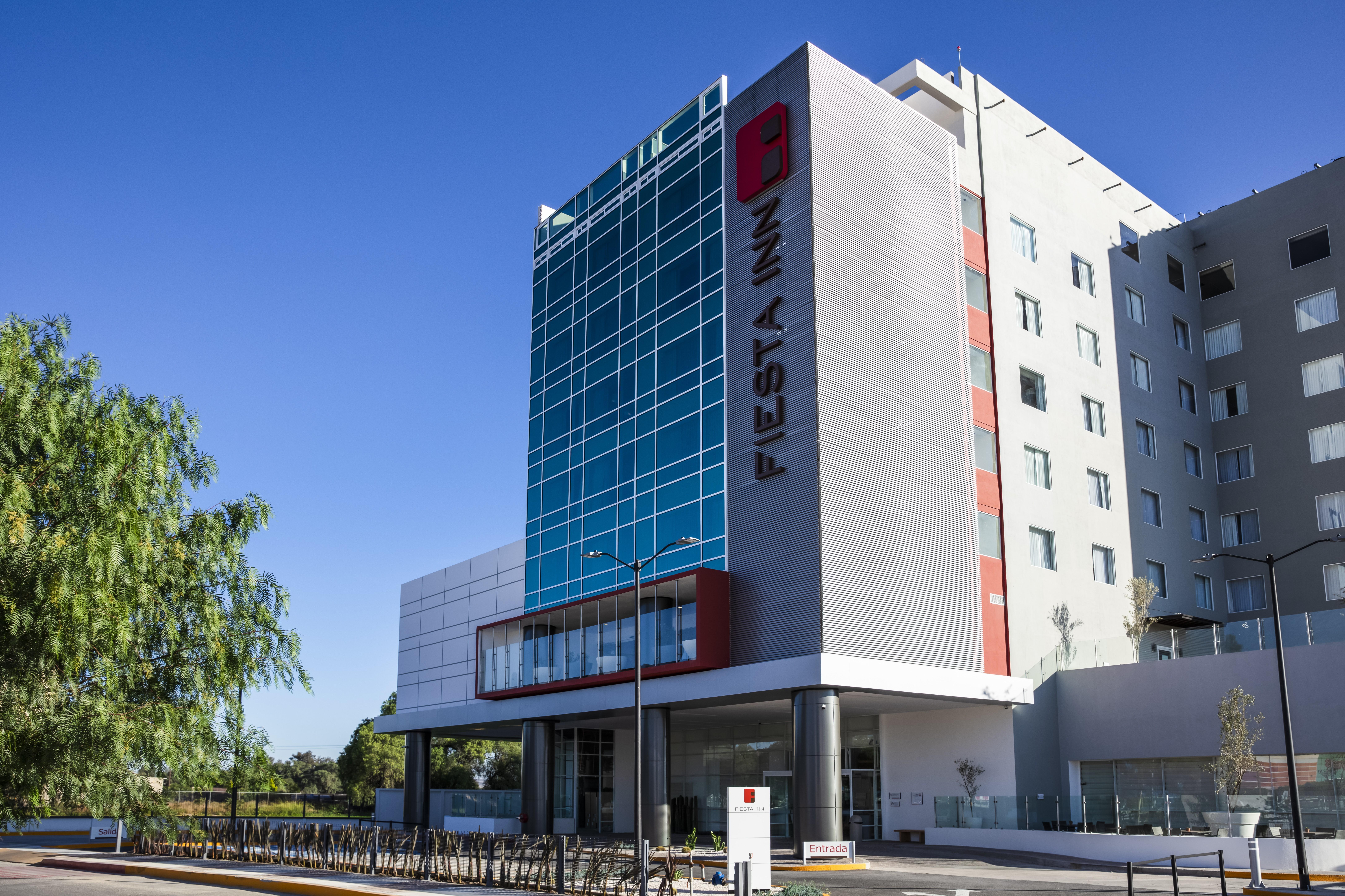 Fiesta Inn Celaya Galerias Екстериор снимка